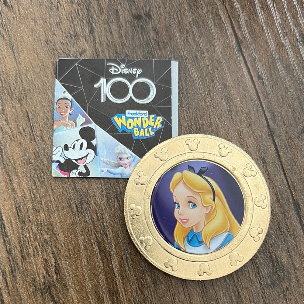 Disney Wonder Ball Gold Alice Character Token - NEW (Out of Package)